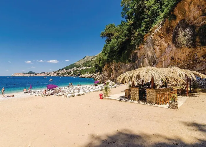 1 Bedroom Cozy In * Дубровник